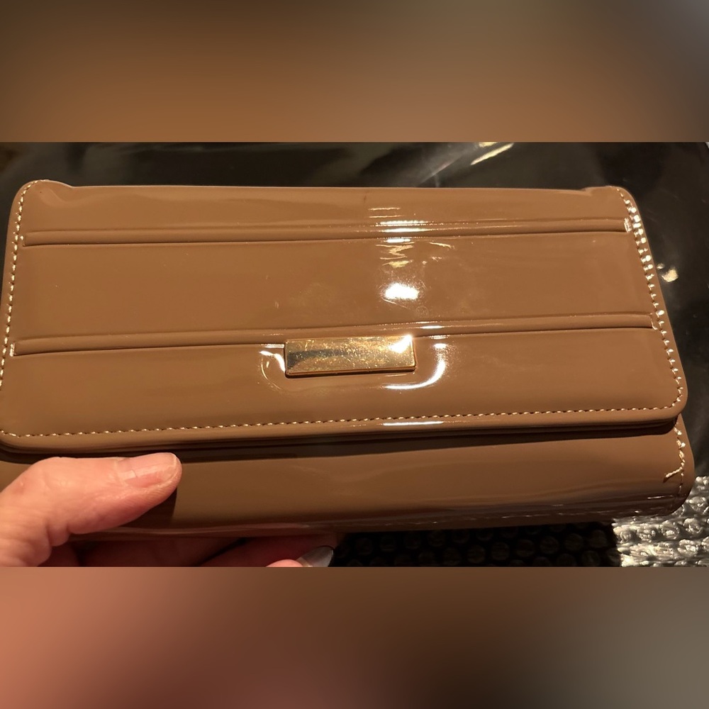 NWT 100% Vegan Patent Leather Elegant Taupe Clutch Wallet